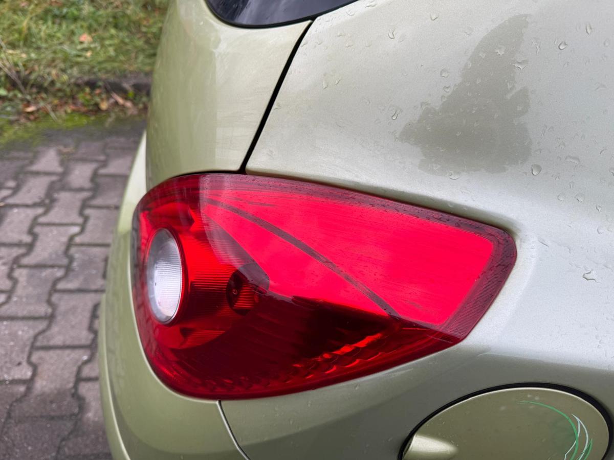 Opel Corsa D original Rücklicht Rückleuchte Heckleuchte rechts 3 Türer BJ06